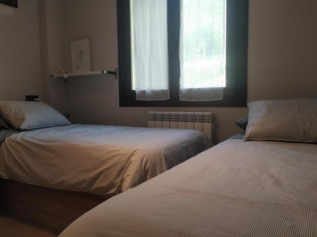 Ferienwohnung Check-In Casas La Tuca Benasque Exterior foto